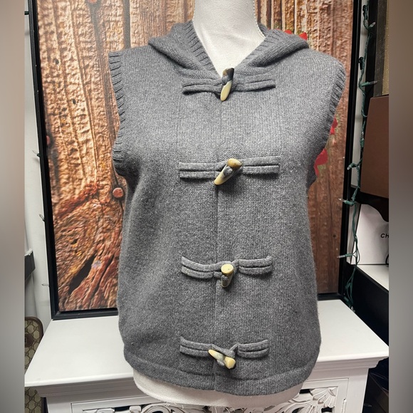 Ralph Lauren Gray Hooded Toggle Vest - Picture 7 of 10